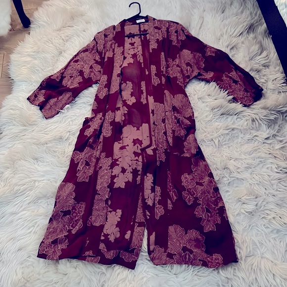 Aritzia Jackets & Blazers - Wilfred robe, cover up, light trench with a belt